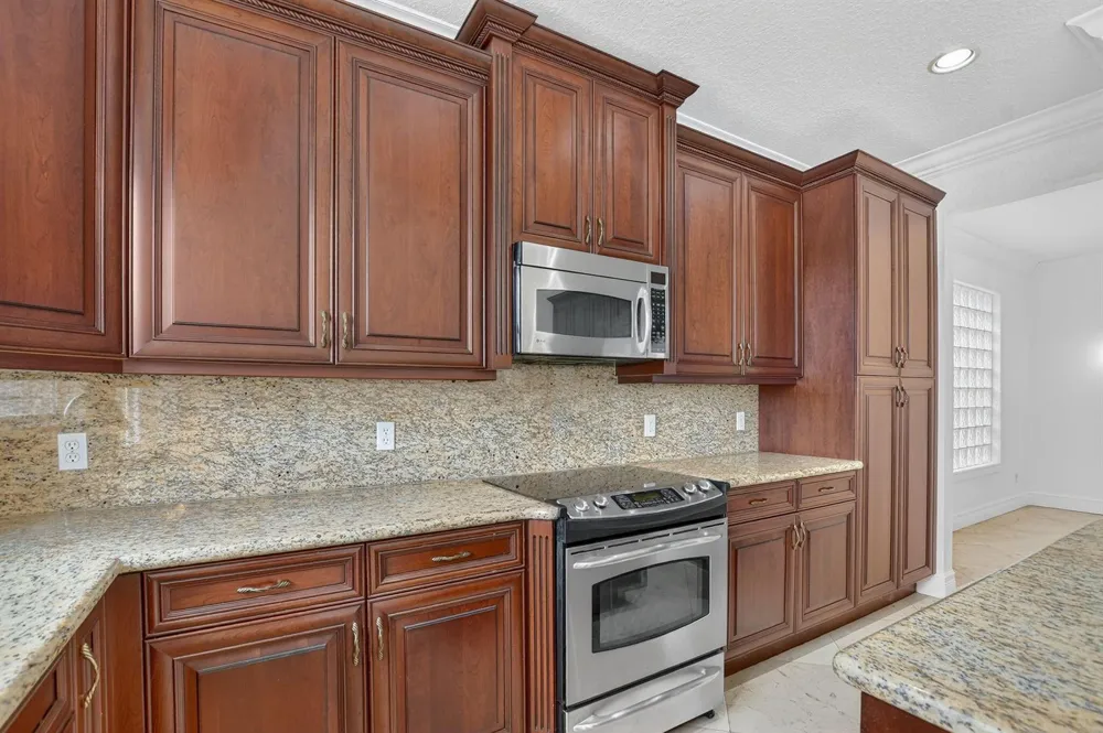 8326 Emerald Winds Circle Boynton Beach, FL 33473