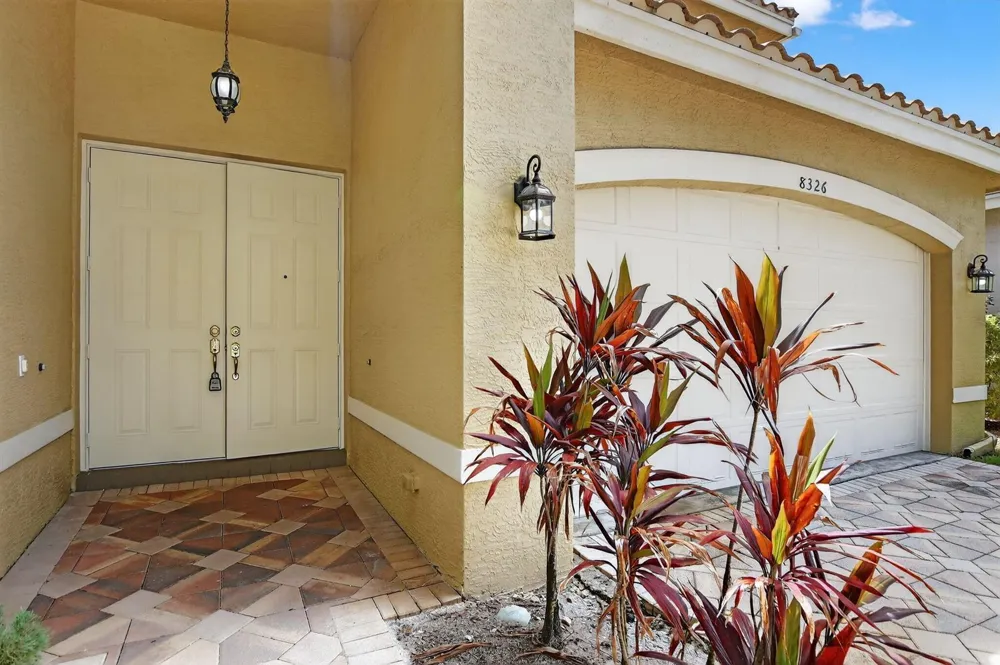 8326 Emerald Winds Circle Boynton Beach, FL 33473