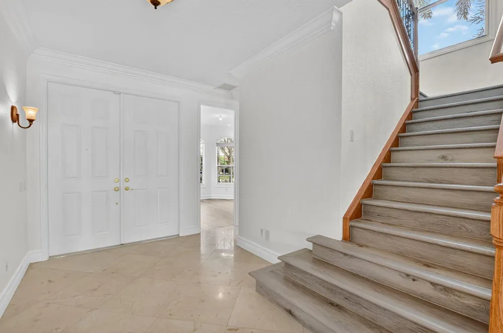 8326 Emerald Winds Circle Boynton Beach, FL 33473