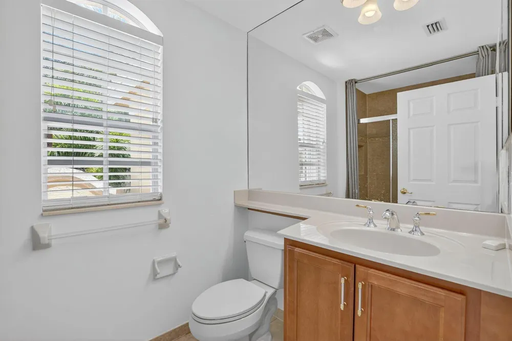 8326 Emerald Winds Circle Boynton Beach, FL 33473