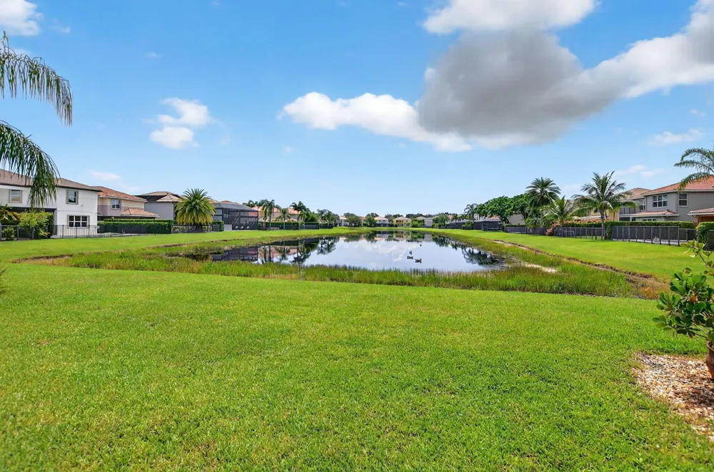 8326 Emerald Winds Circle Boynton Beach, FL 33473