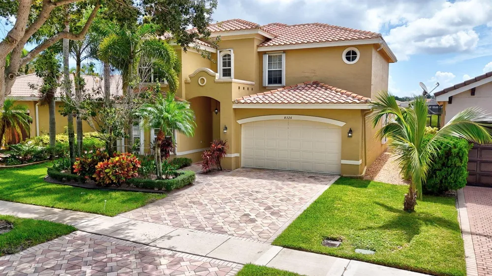 8326 Emerald Winds Circle Boynton Beach, FL 33473