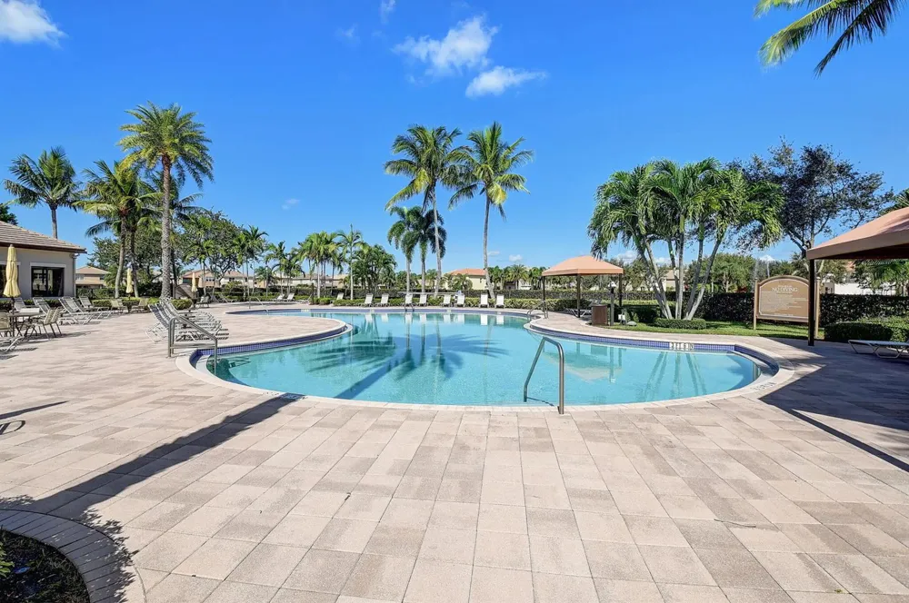 8326 Emerald Winds Circle Boynton Beach, FL 33473