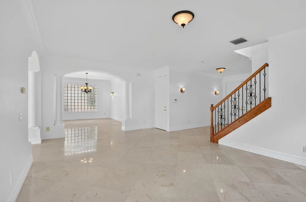 8326 Emerald Winds Circle Boynton Beach, FL 33473