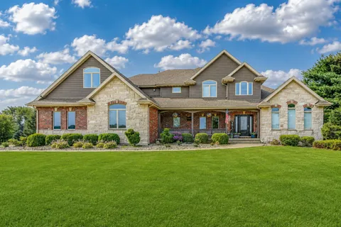 14523 W 154th Place