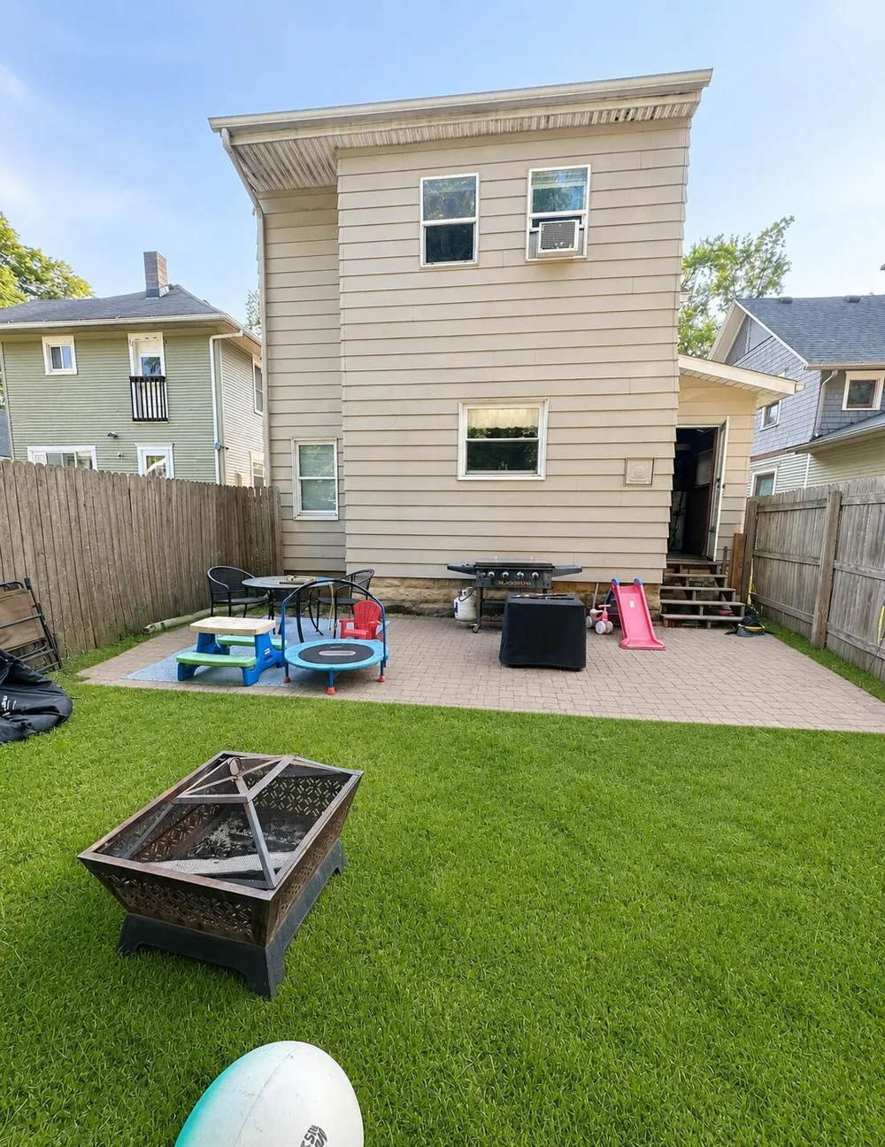 411 Pleasant Street Jackson City, MI 49202
