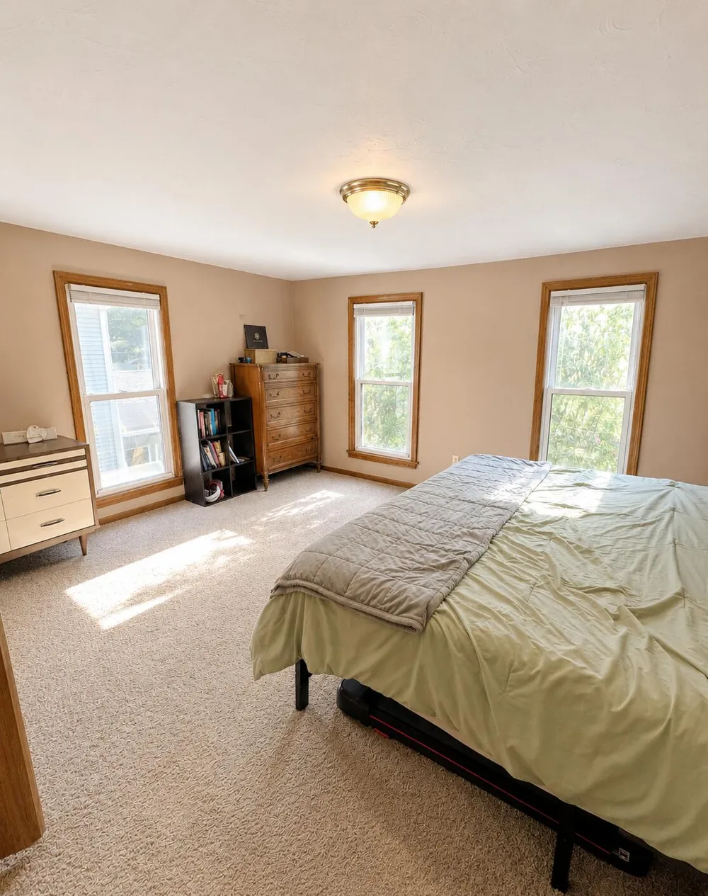 411 Pleasant Street Jackson City, MI 49202