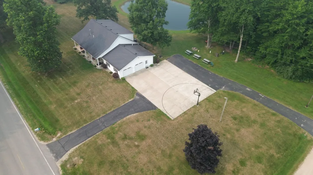 7202 S Garlock Road Bloomer Township, MI 48811