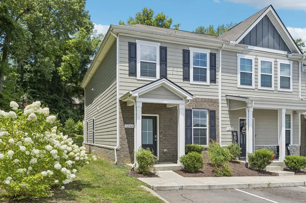 1244 Mason Dl Columbia, TN 38401