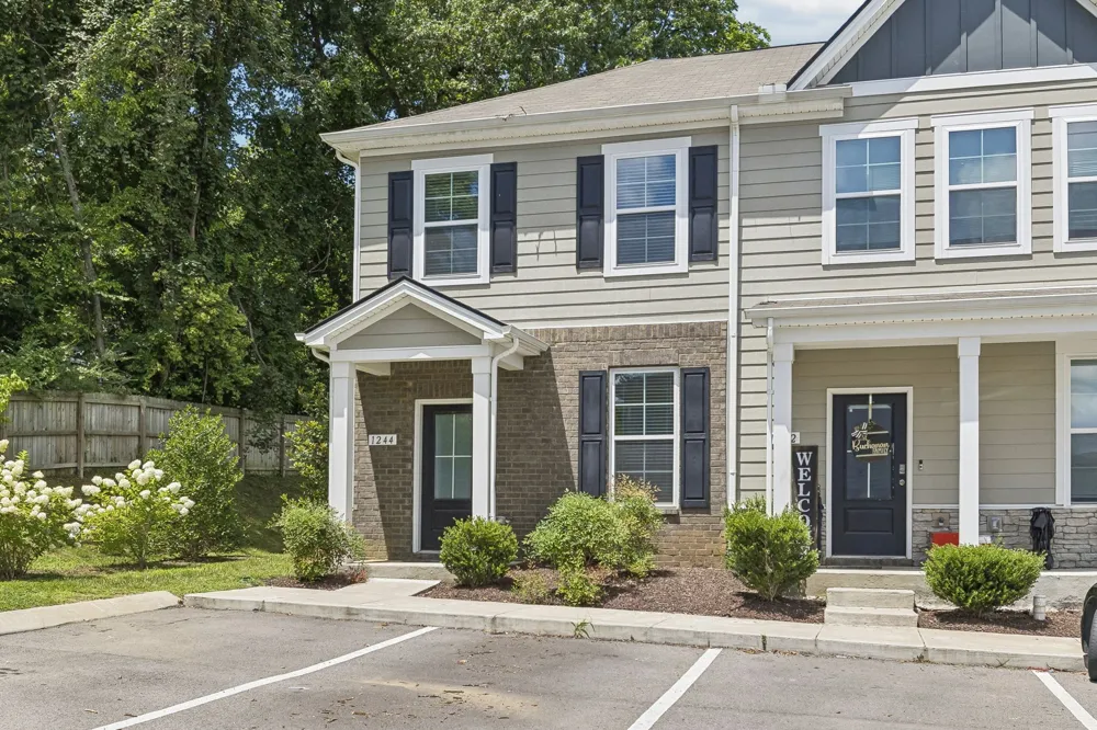 1244 Mason Dl Columbia, TN 38401