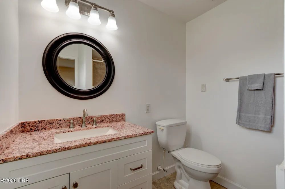 103 Dee Street New Smyrna Beach, FL 32168