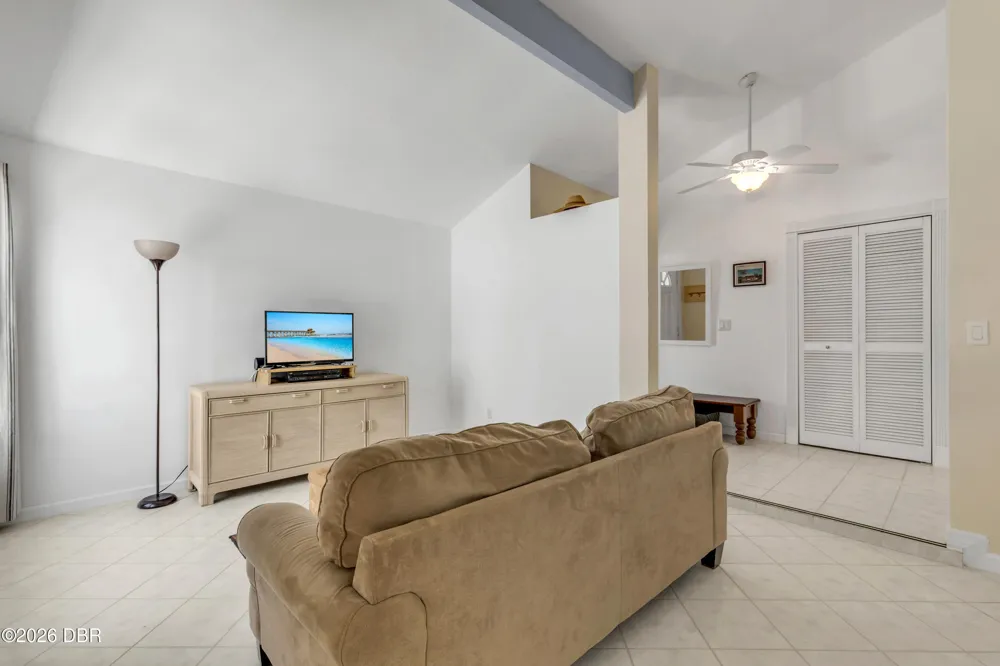 19 Crompton Place Palm Coast, FL 32137