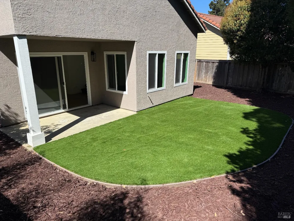 873 Knights Circle Vallejo, CA 94591