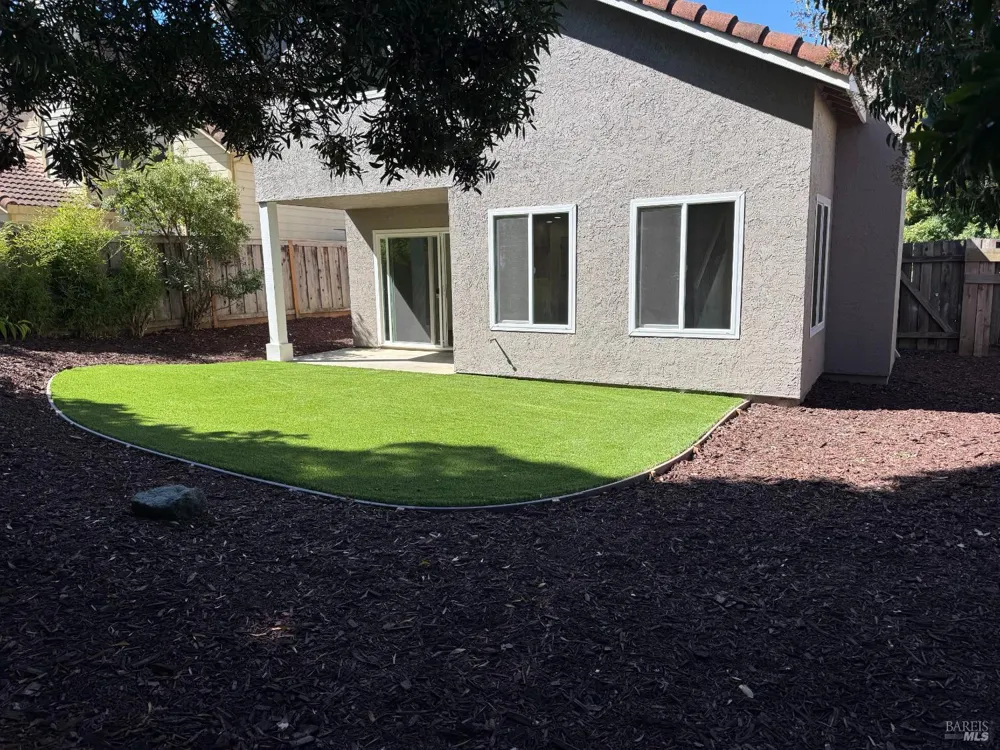873 Knights Circle Vallejo, CA 94591