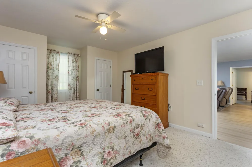 8664 Old Dixie Highway Spring City, TN 37381