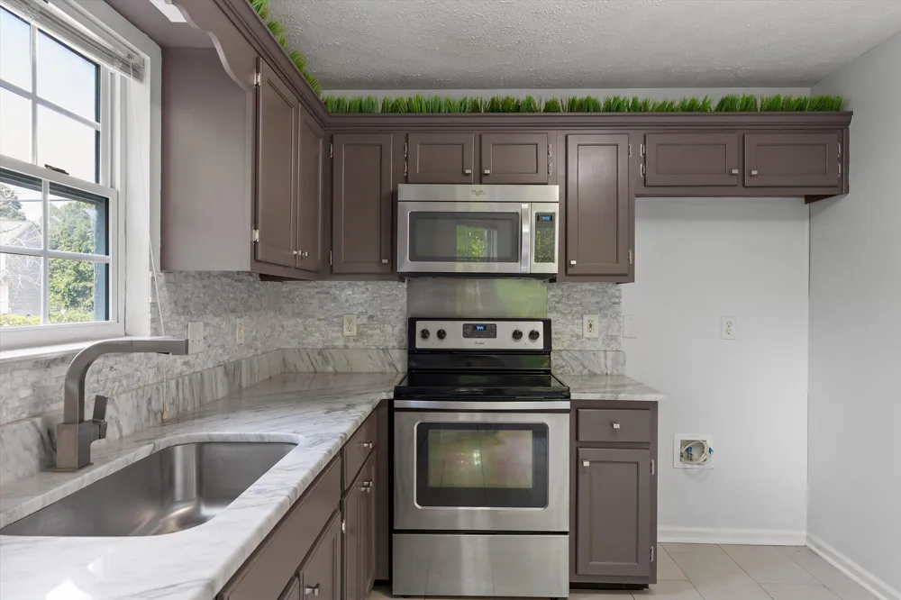 6955 Harvest Run Drive Harrison, TN 37341