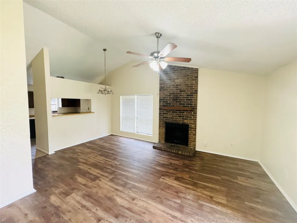 821 Denmark Drive Mesquite, TX 75149