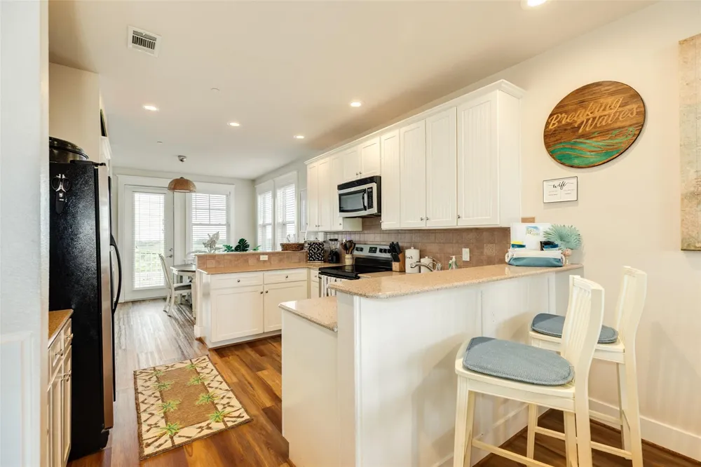 4111 Pointe West Drive #101 Galveston, TX 77554