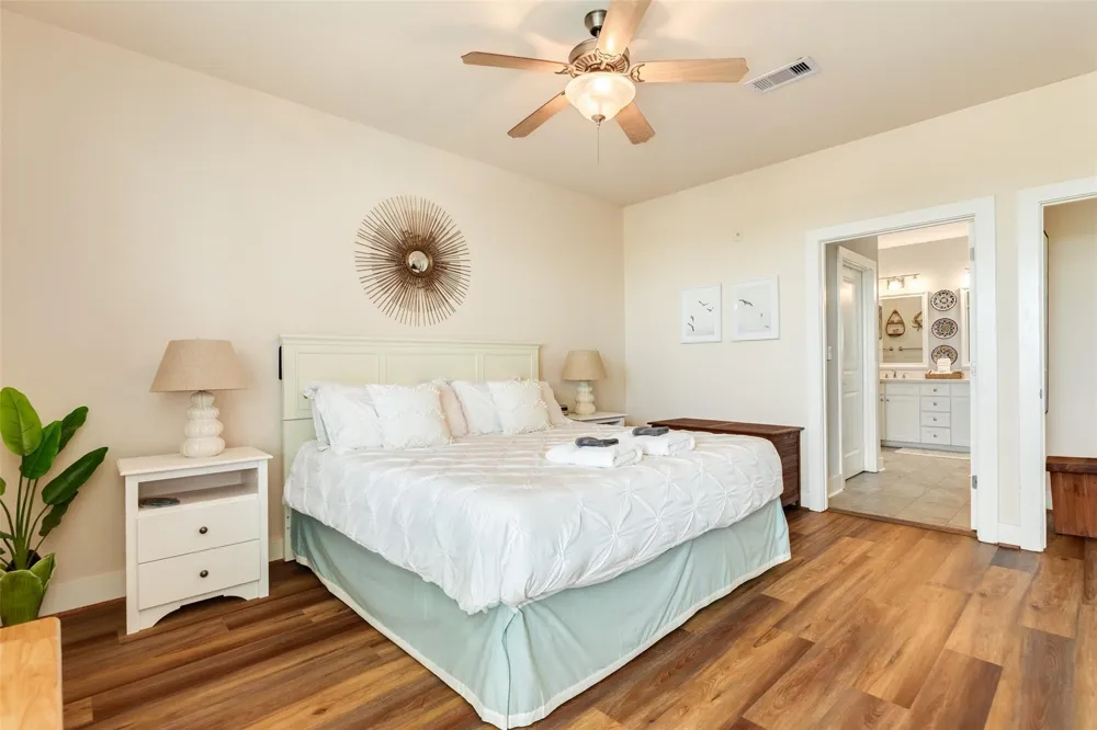 4111 Pointe West Drive #101 Galveston, TX 77554