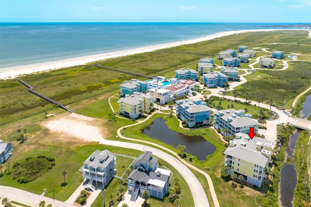 4111 Pointe West Drive #101 Galveston, TX 77554