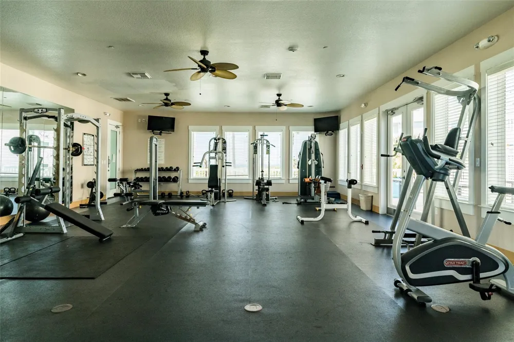 4111 Pointe West Drive #101 Galveston, TX 77554