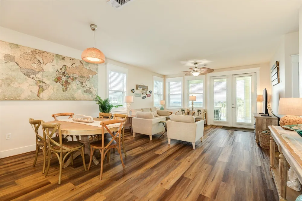 4111 Pointe West Drive #101 Galveston, TX 77554