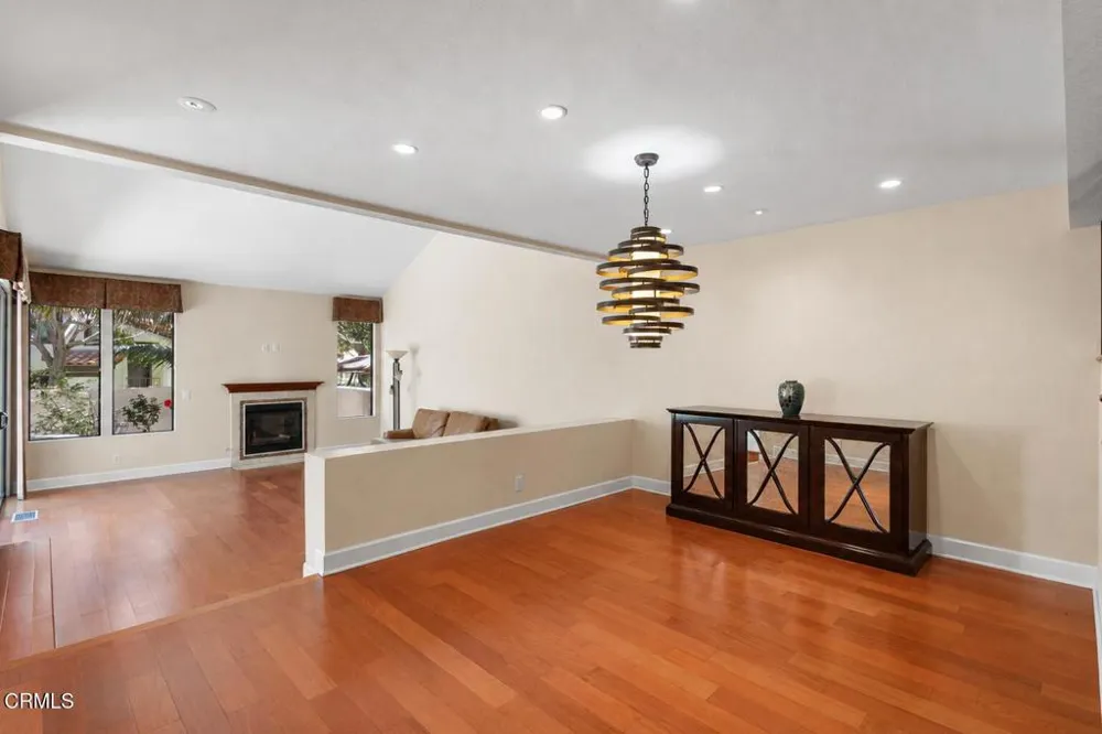 2114 Vina Del Mar Oxnard, CA 93035