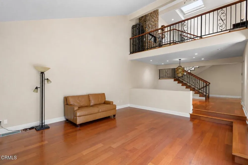 2114 Vina Del Mar Oxnard, CA 93035