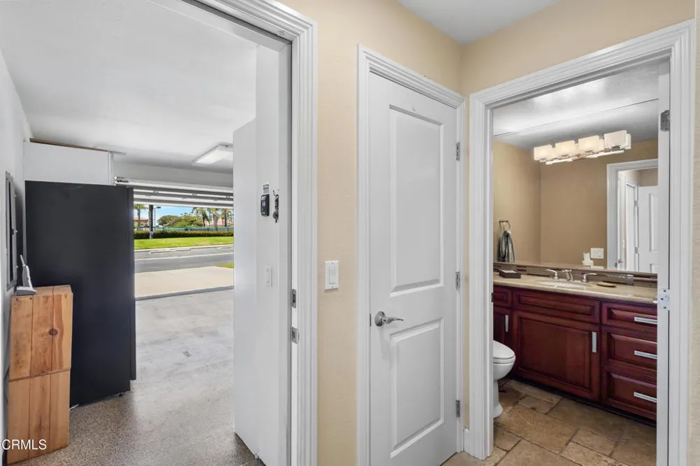 2114 Vina Del Mar Oxnard, CA 93035