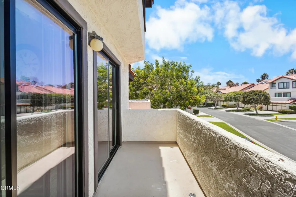 2114 Vina Del Mar Oxnard, CA 93035