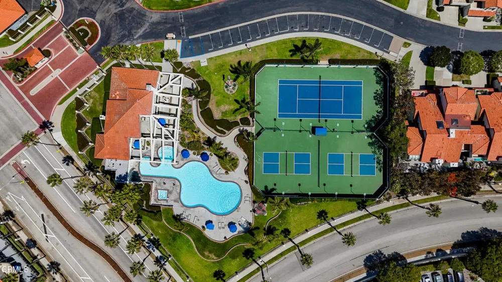 2114 Vina Del Mar Oxnard, CA 93035