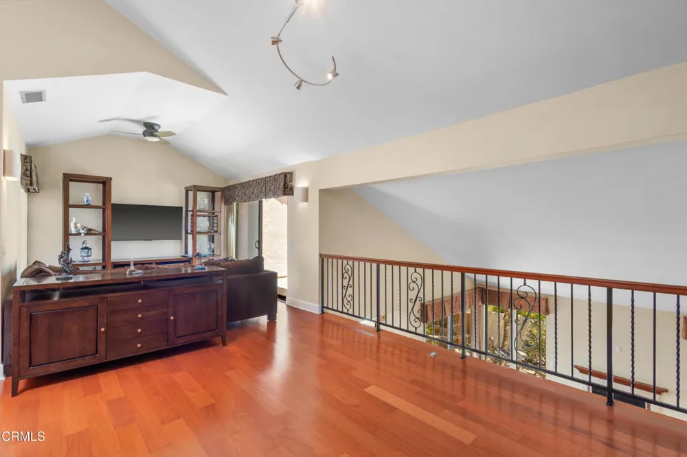 2114 Vina Del Mar Oxnard, CA 93035