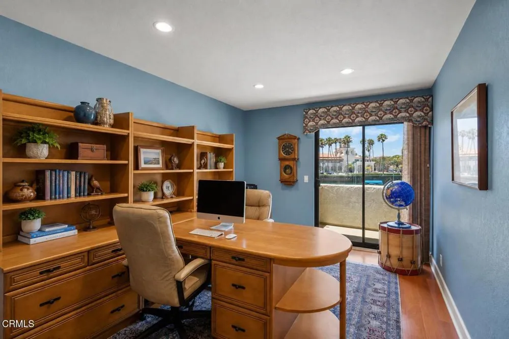2114 Vina Del Mar Oxnard, CA 93035