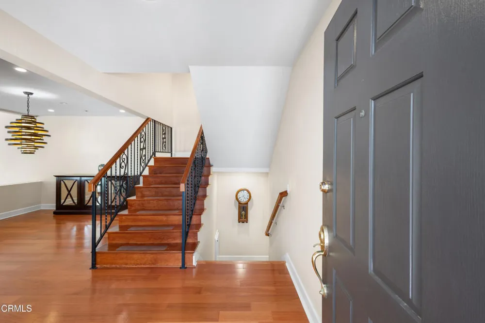 2114 Vina Del Mar Oxnard, CA 93035