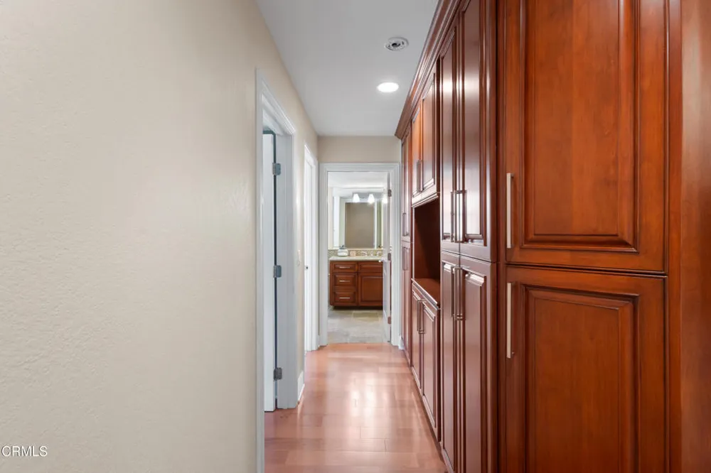 2114 Vina Del Mar Oxnard, CA 93035