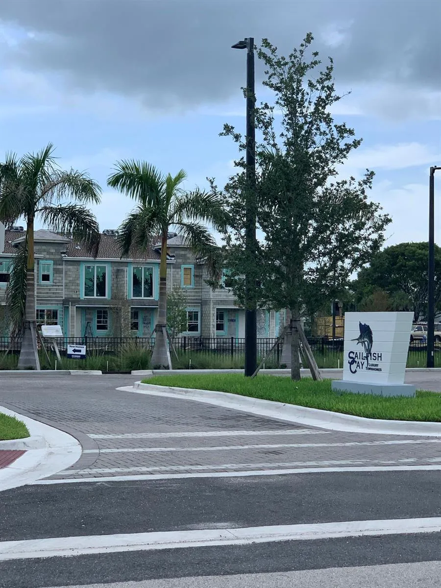 747 SE Central Parkway #42 Stuart, FL 34994