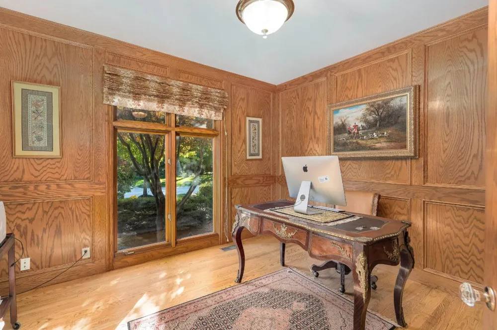833 Lakewood Drive Rochester Hills, MI 48309