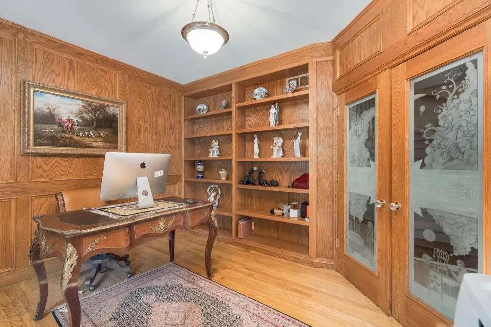 833 Lakewood Drive Rochester Hills, MI 48309