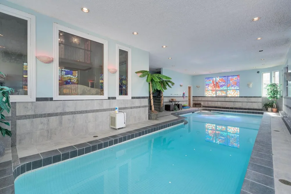 833 Lakewood Drive Rochester Hills, MI 48309