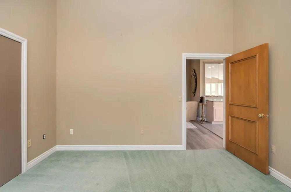833 Lakewood Drive Rochester Hills, MI 48309