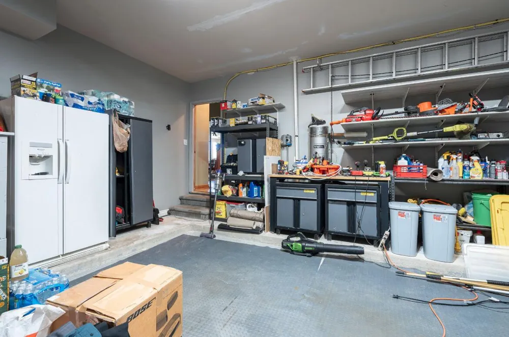 833 Lakewood Drive Rochester Hills, MI 48309