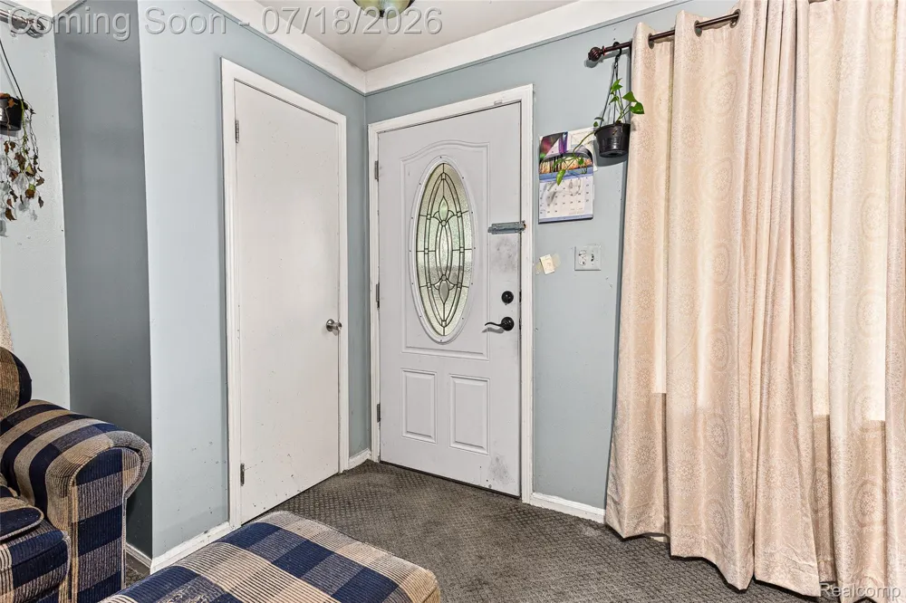 31535 Rush Street Garden City City, MI 48135