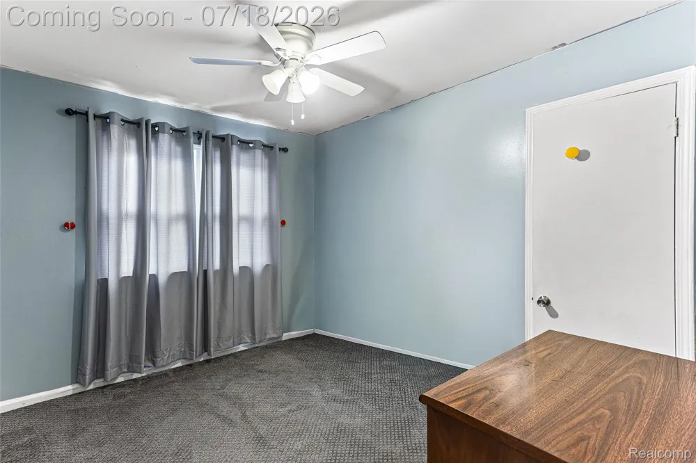 31535 Rush Street Garden City City, MI 48135