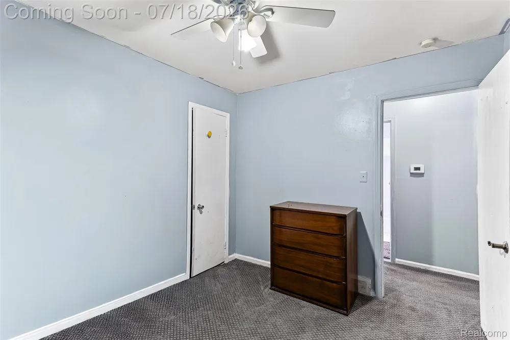 31535 Rush Street Garden City City, MI 48135