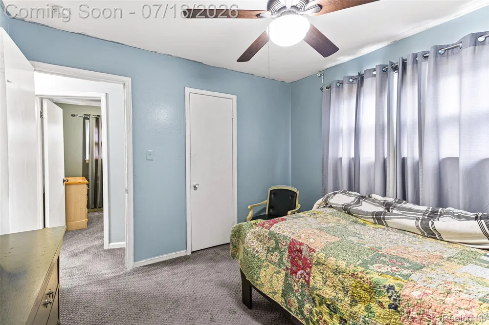 31535 Rush Street Garden City City, MI 48135
