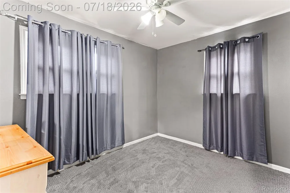 31535 Rush Street Garden City City, MI 48135