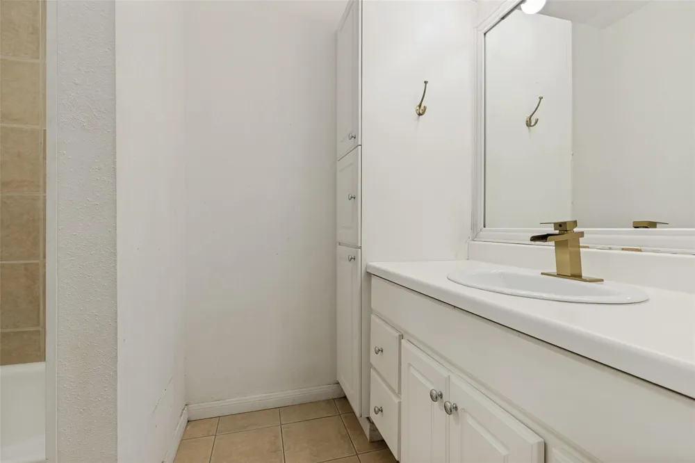 1415 Leadenhall Circle Channelview, TX 77530