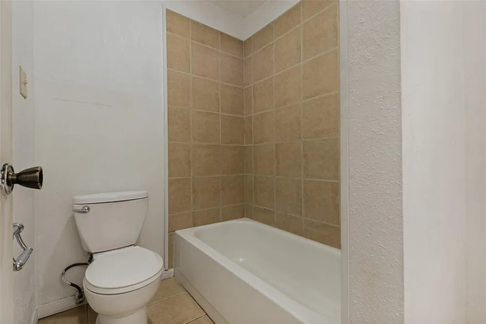 1415 Leadenhall Circle Channelview, TX 77530