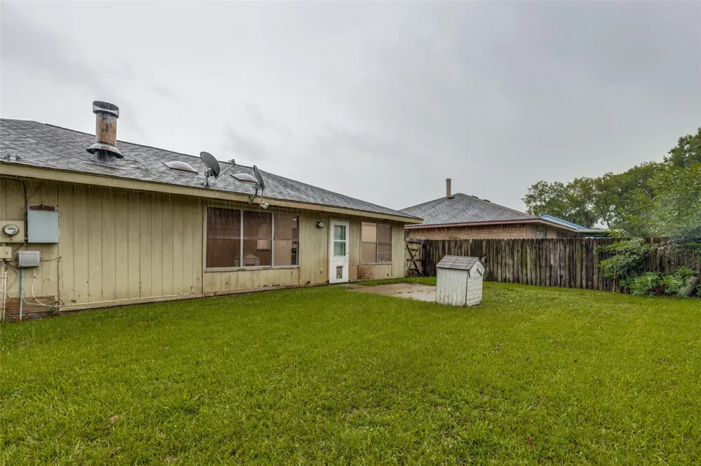 1415 Leadenhall Circle Channelview, TX 77530