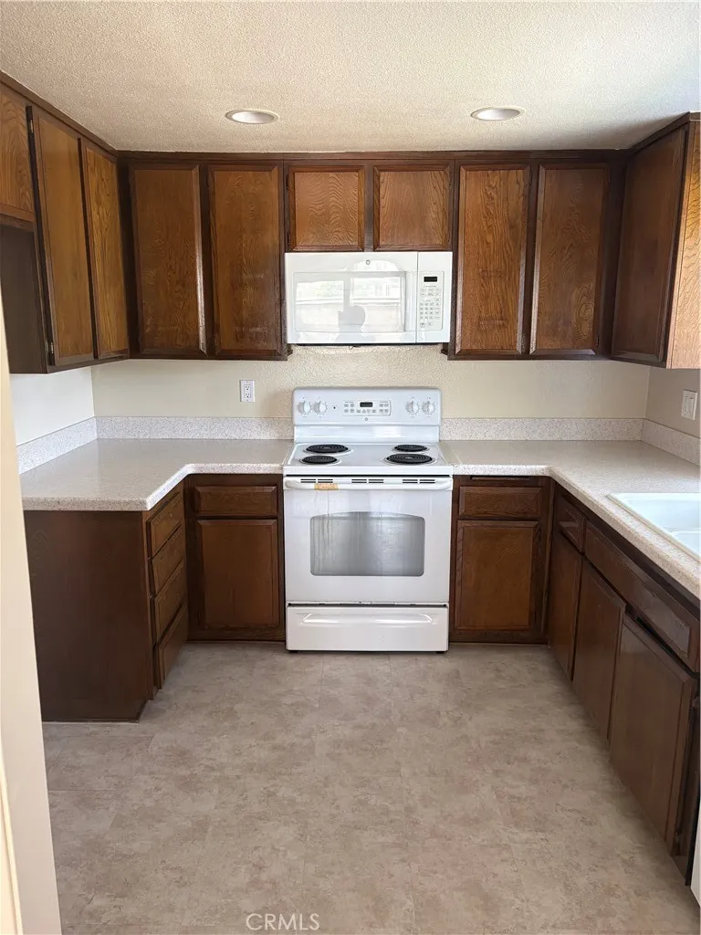 13630 La Jolla Circle #E La Mirada, CA 90638